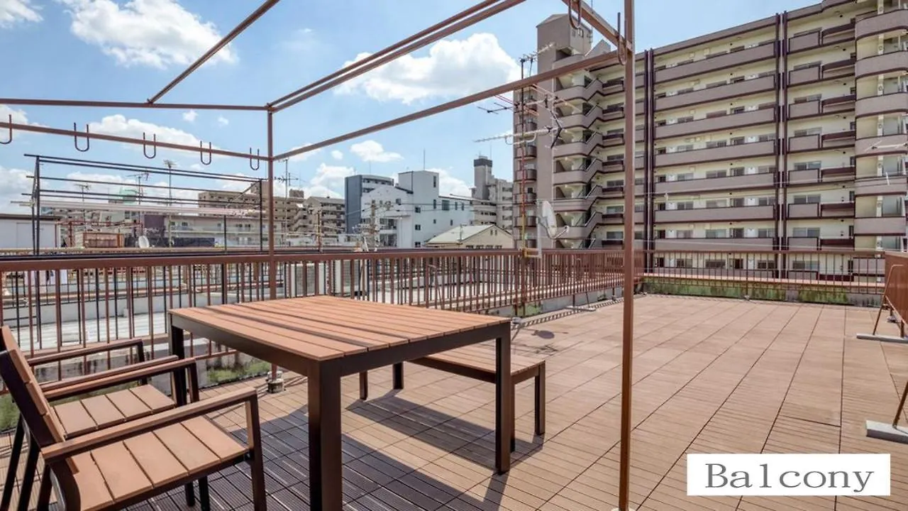 北巽サクラハウス一軒家 Sakura House Guest House Kitatatsumi 最大16名 Osaca 0*,  Japão